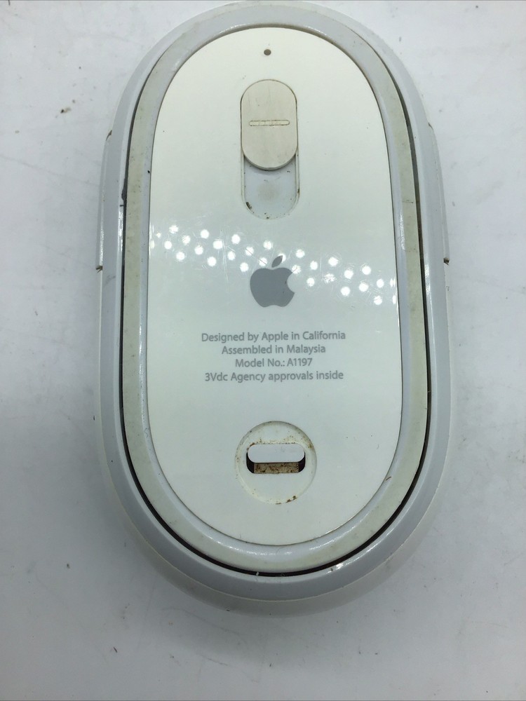 Apple A1255, A1197 Wireless Keyboard & Mouse Combo Power Tested Bluetooth Read