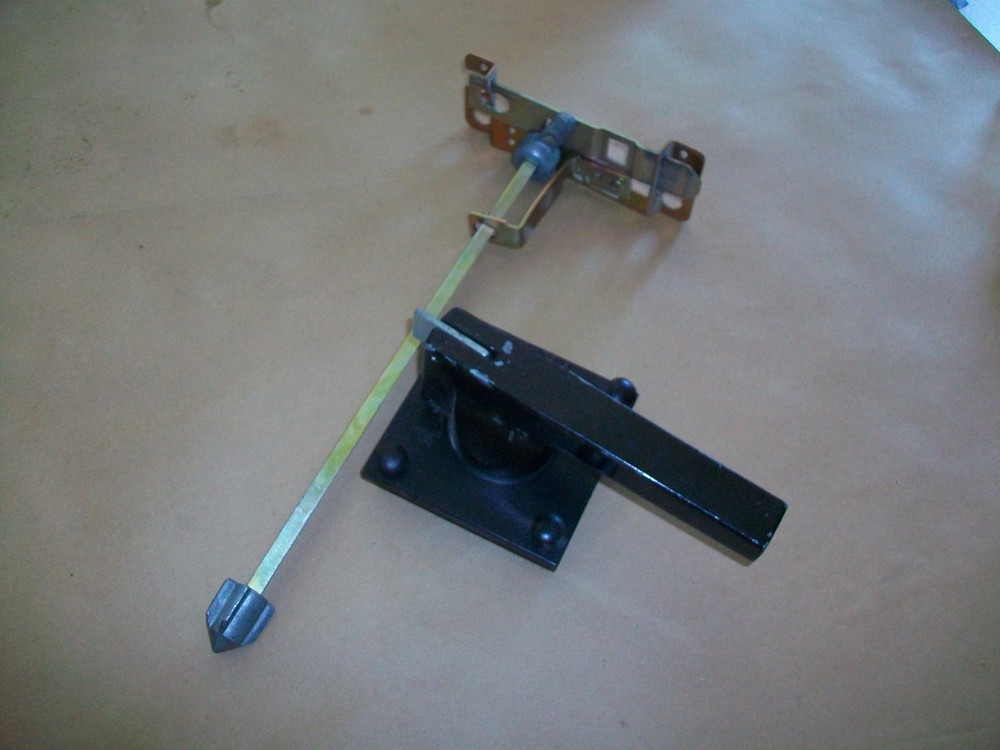 Siemens Disconnect Rotary Handle w/  Rod / Hardware   USED