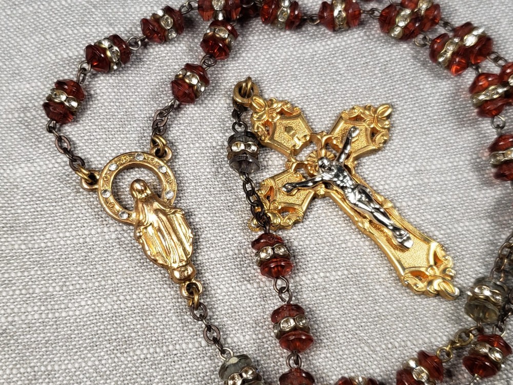 Beautiful Vintage Rosary 3 Decade Glass Beads Religious Christian C21