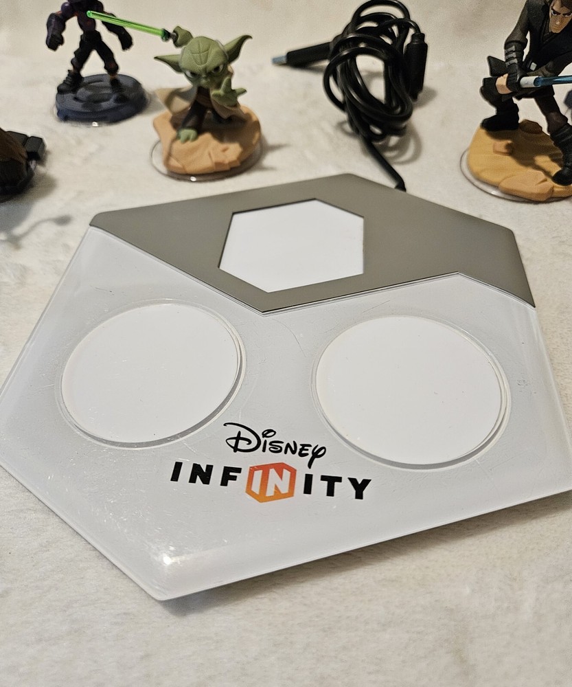 Disney Infinity 3.0 And A Couple 2.0 Set