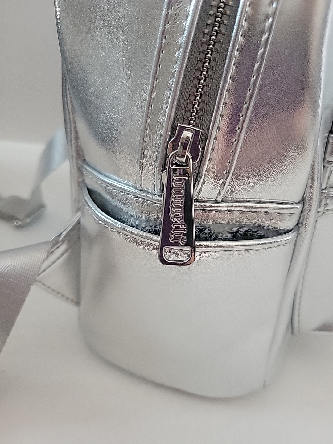 Disney Parks 100 Years Loungefly Minnie Mouse Mini Backpack Platinum Silver Drip