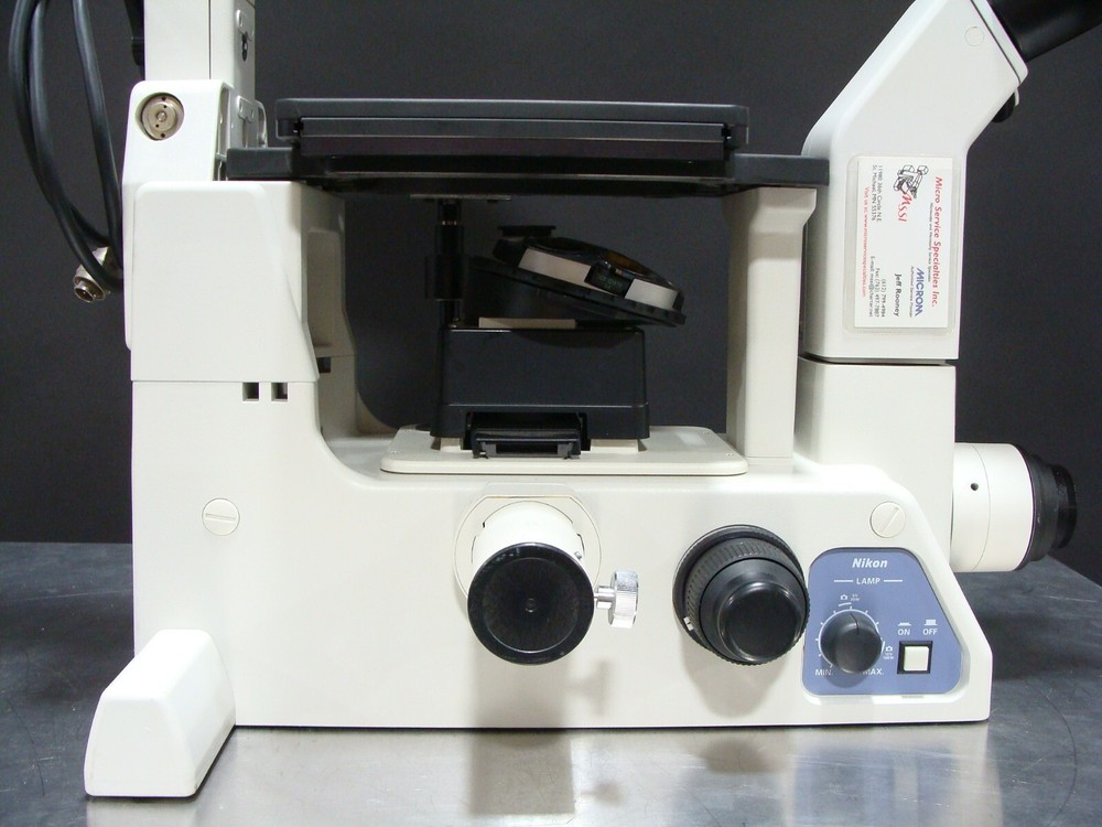 Nikon Eclipse TE300 Inverted Phase Contrast Microscope W/ DIC Condenser Turret