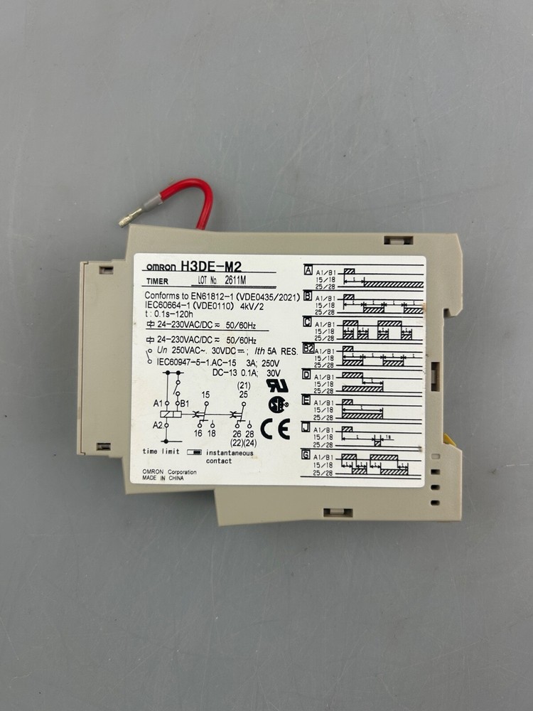 Omron, H3DE-M2, Multi-Function Timer with 8 Modes, DPDT (Used)
