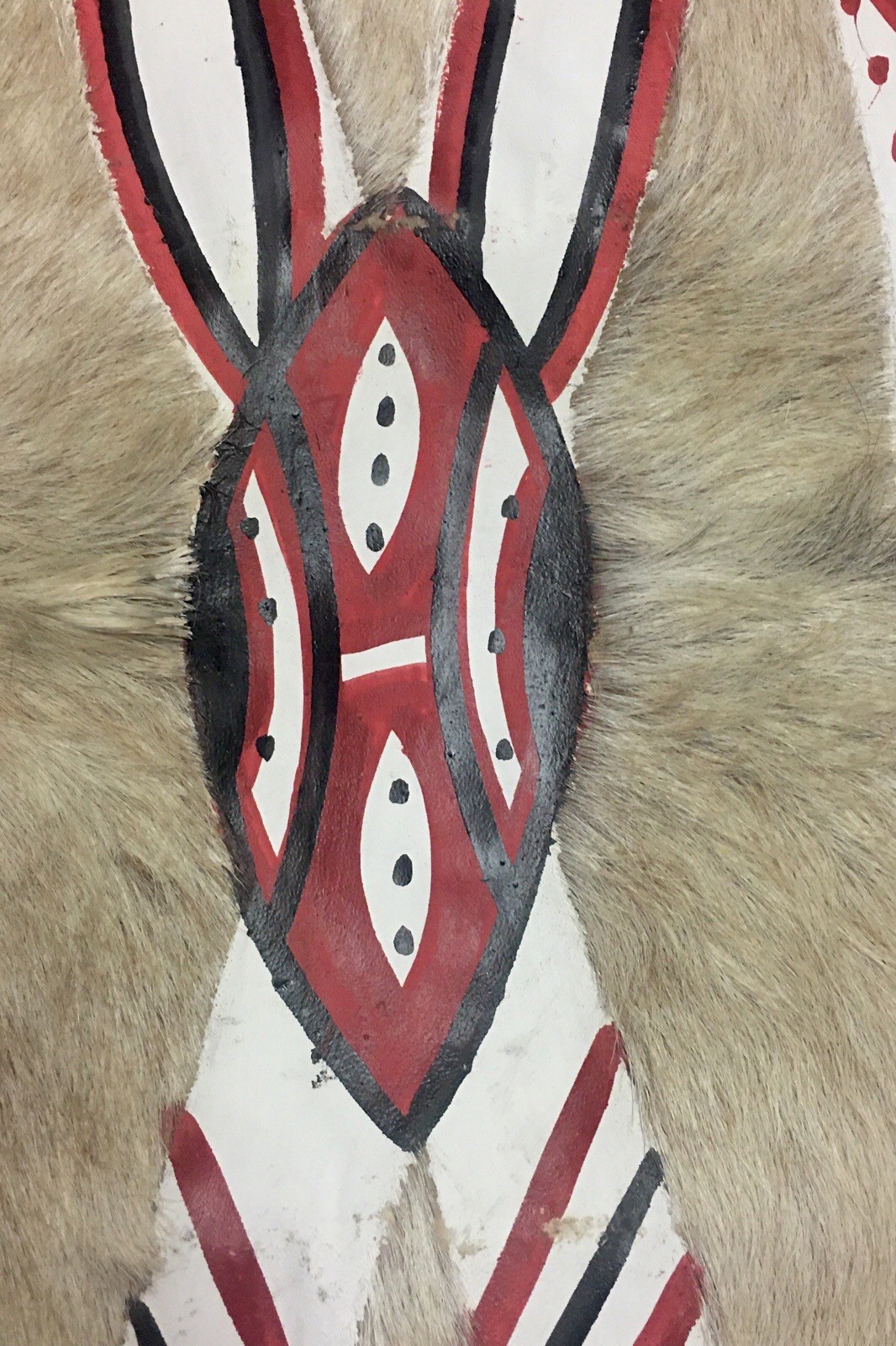 African Maasai Cowhide Shield And Knife Tribal Kenya Ethnic Painted Masai 30x16”