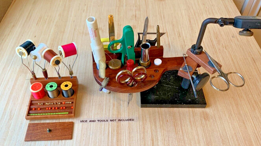 WADE'S FLY TYING VICE TOOL  CADDY THREAD AND BEAD ORGANIZER / AND QUICK DRAW KIT