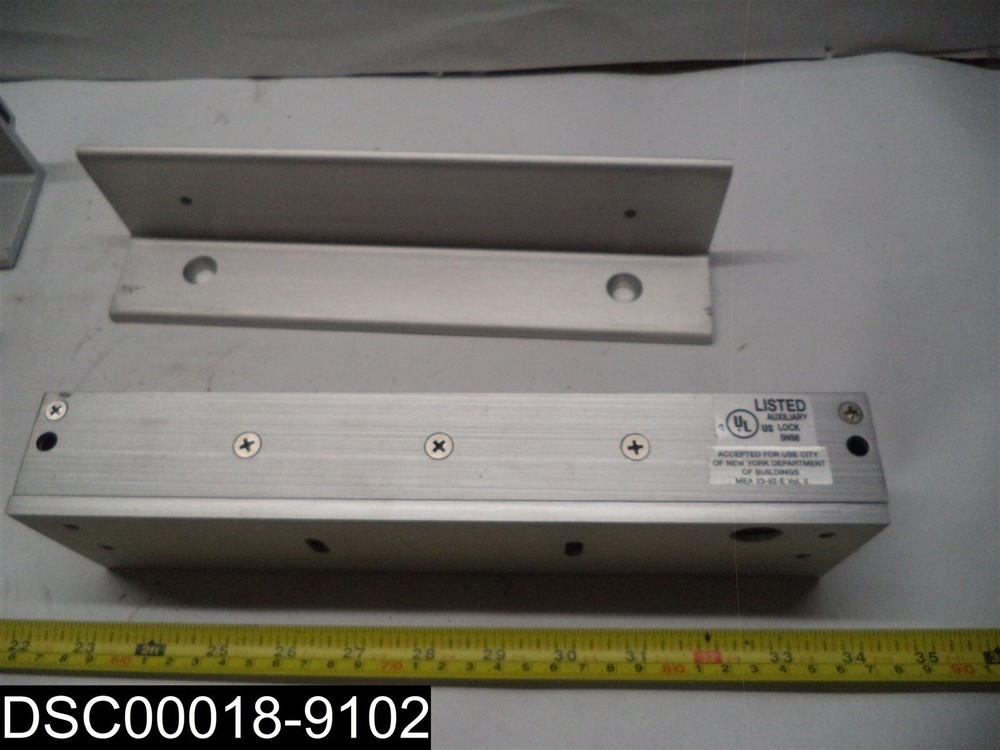 2011xTJ20 / 3000 LCxTJ20 DynaLock Electromagnetic Lock System