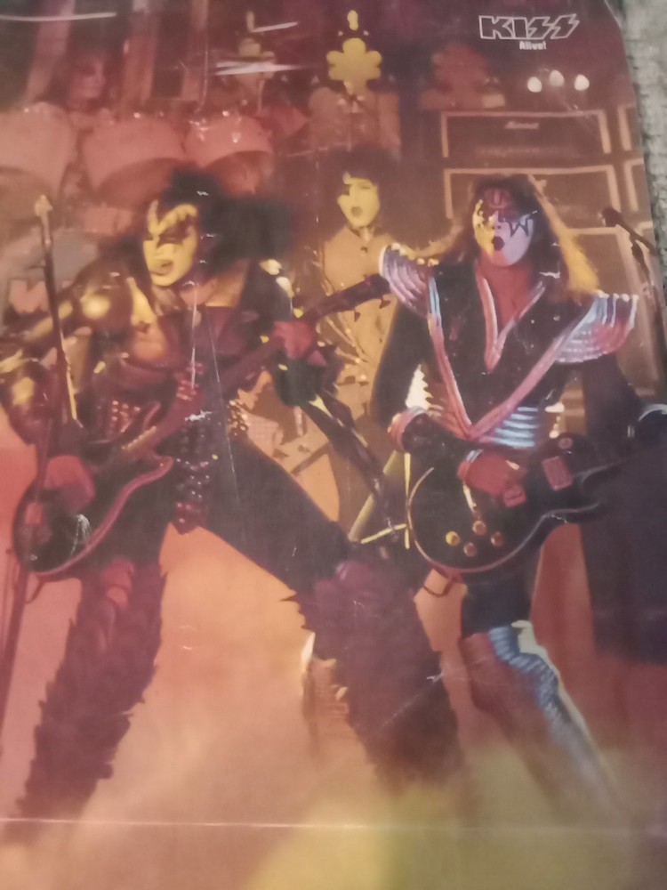 Kiss 💋 Ticket Stub Alive 2 Tour 12-19-77,Largo Maryland 1st Show, Capital Cnt🎸