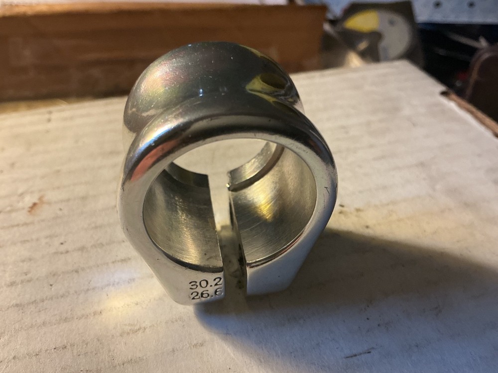 SPECIALIZED FATBOY BMX seatpost clamp 30.2mm