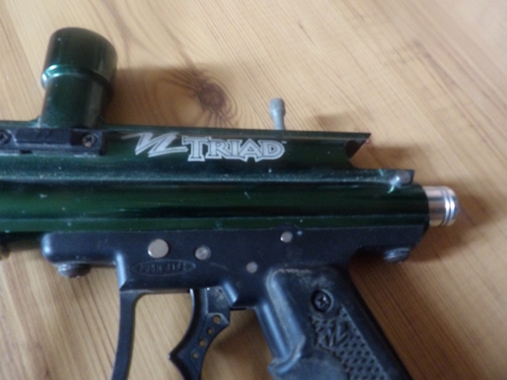 VL Triad paintball gun