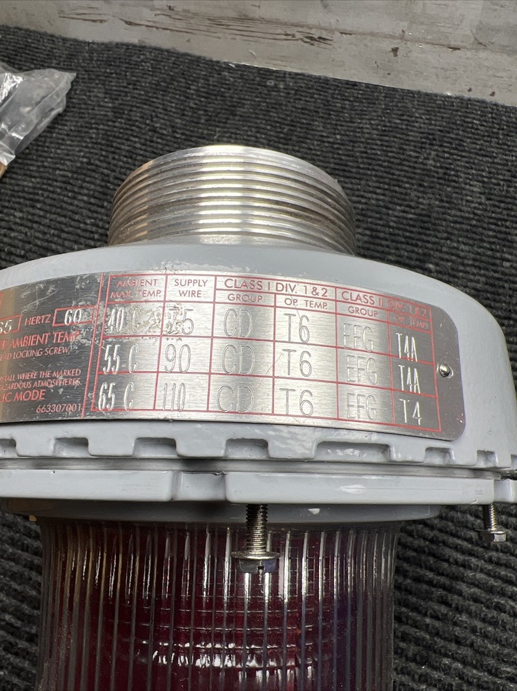 NOS Appleton Code Master Strobe Fixture 120v CSST120ACRE