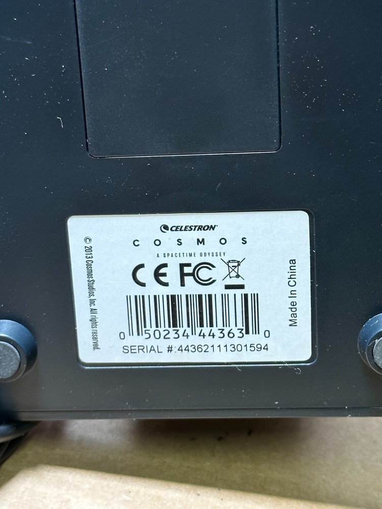 Celestron Cosmos, 5 MP Camera, LCD Digital Microscope. Tested!