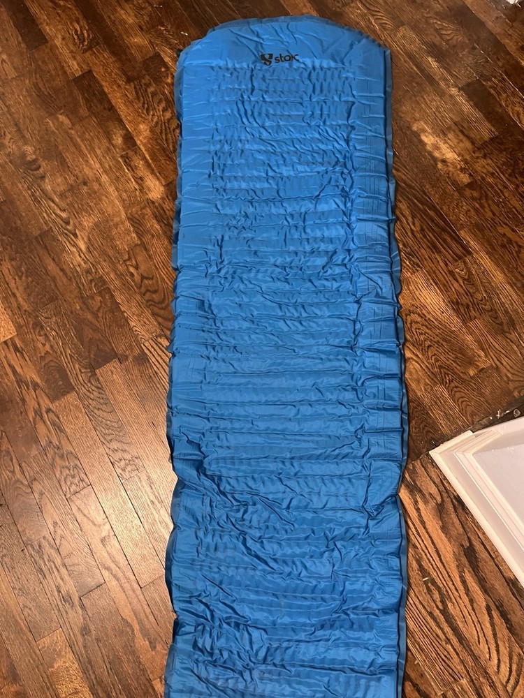 Stoic LTWT Sleeping Pad - Regular Blue Self Inflating 23oz 1.5” Thick