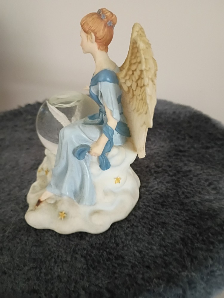 Angel Snow Globe