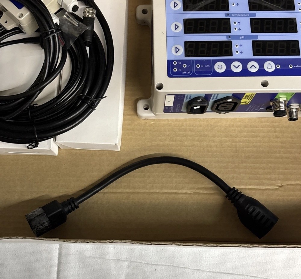 Bluelab pro controller with solenoid dosing system