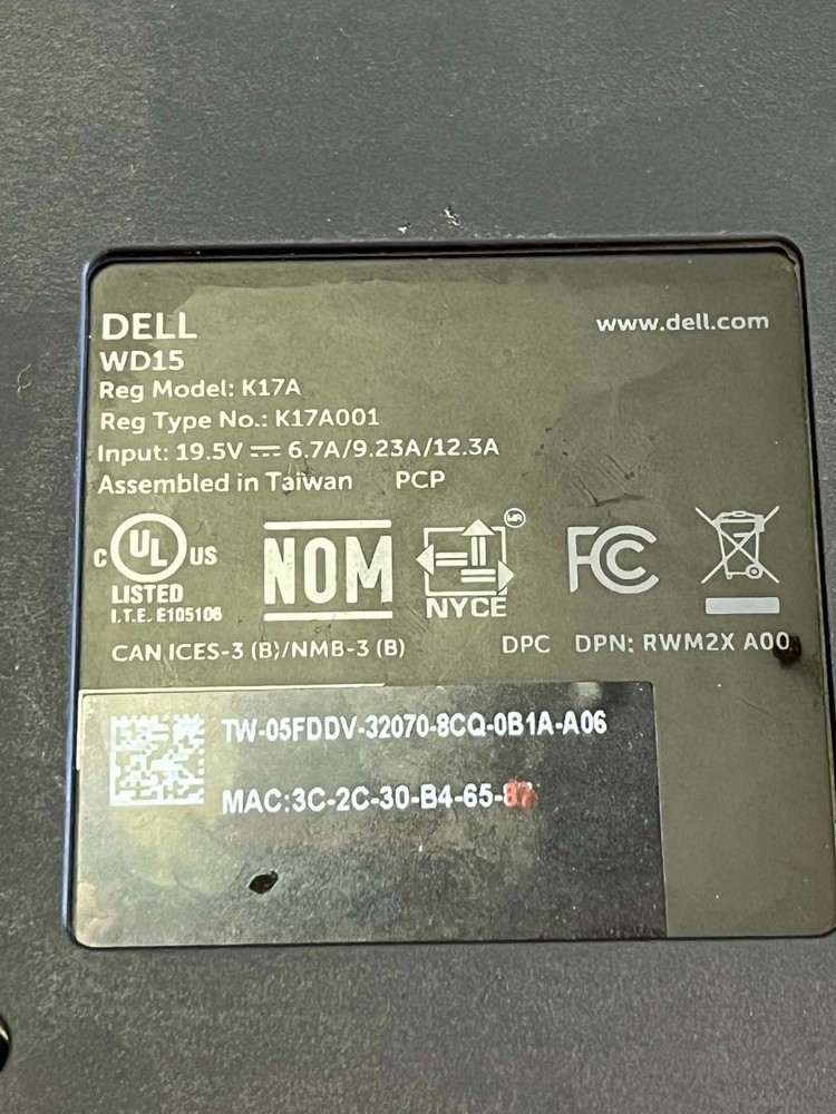 Dell Dock WD15 with 130W Adapter