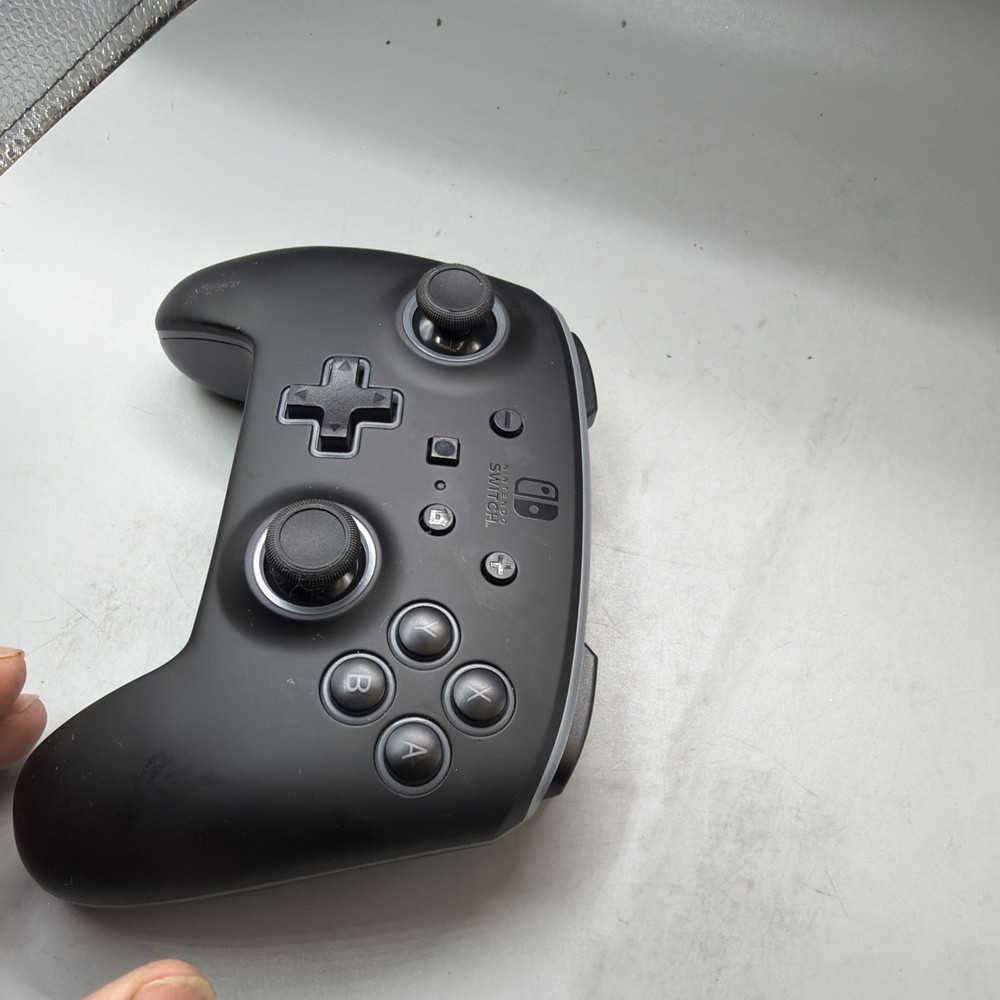 PowerA Wired Controller for Nintendo Switch - Matte Black - USED NO CABLE