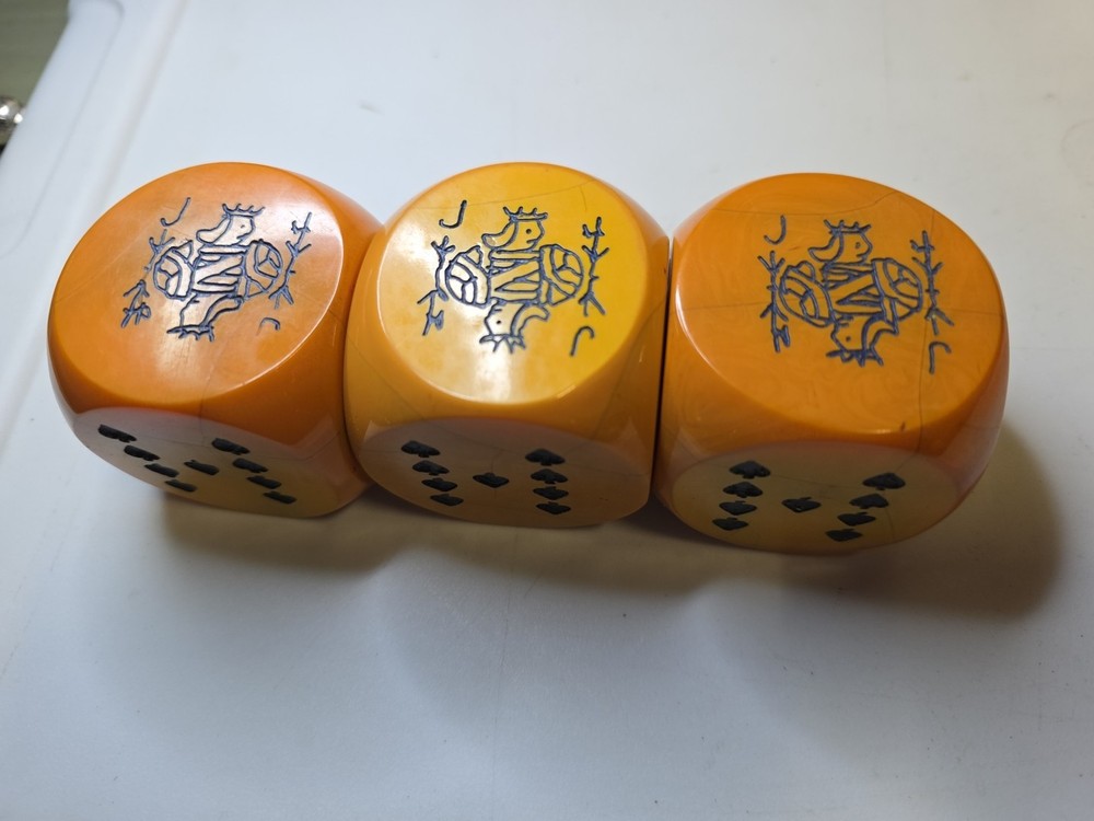 Bakelite Poker Dice 2" Jumbo • 3 Pieces