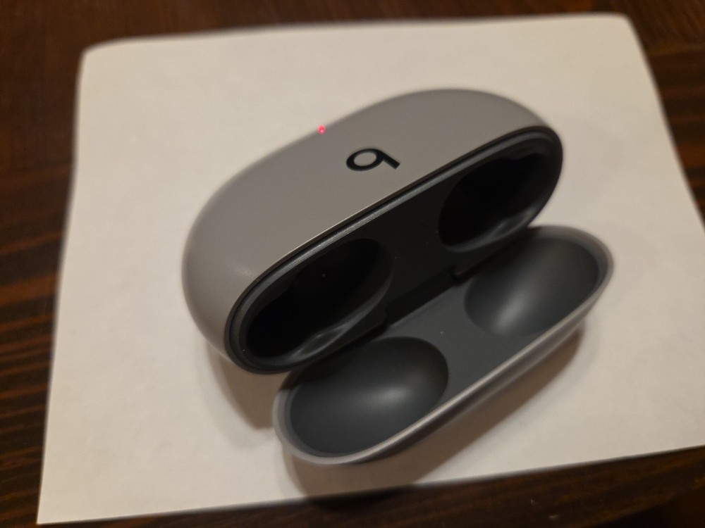 Replacement Beats Studio Buds Moon Gray Dock Case Charger