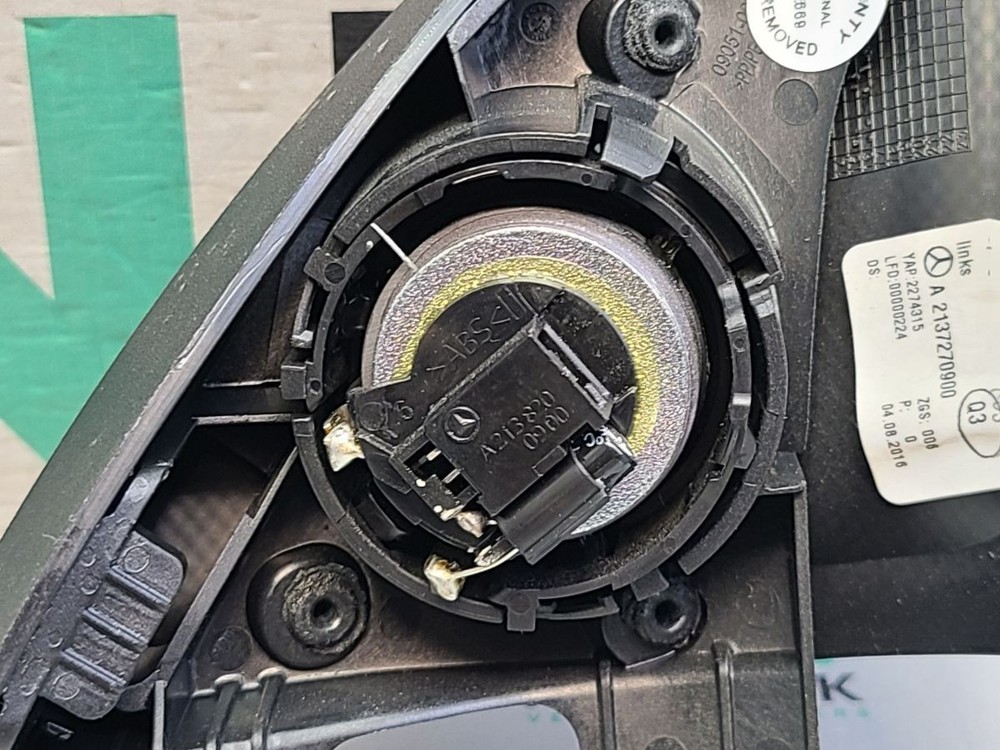 MERCEDES E-CLASS W213 A-Pillar Tweeter Left A2137270900