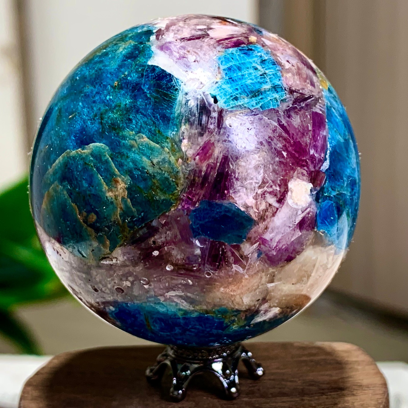 160G Natural Blue Aptite +Sun Stone purple lepidolite Sphere mineral sample