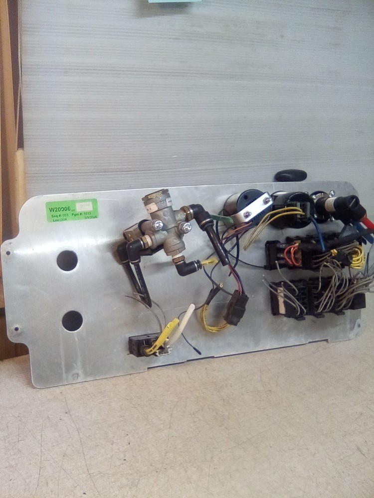 2017 Freightliner Columbia Dash Switch Panel