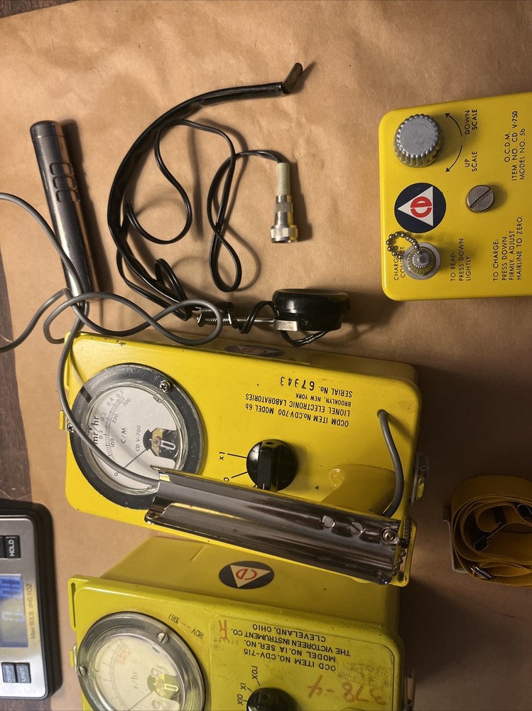 CD V-777-2 Radiation Detection Kit