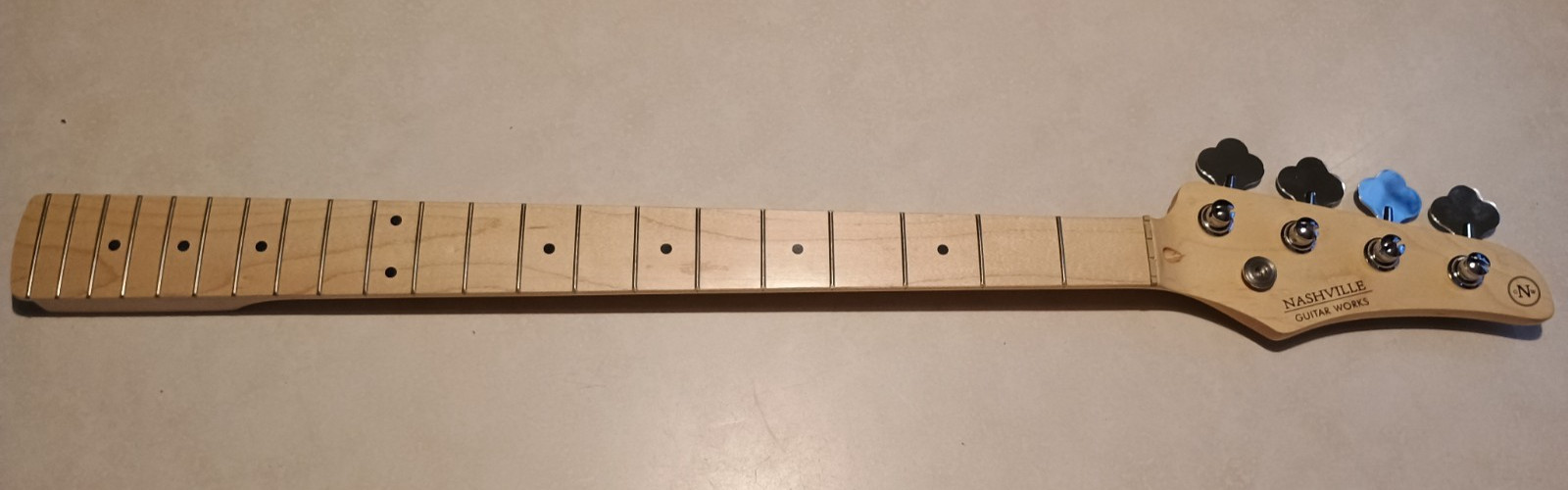 OPEN BOX Nashville Guitar Works Precision Bass Neck Maple Fretboard Tuners NGW