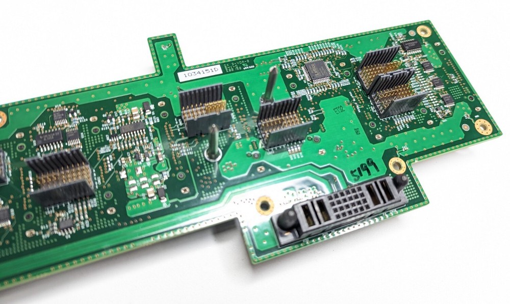 EMC 303-126-000A KTN-STL3 15 DISK STORAGE ARRAY HARD DRIVE BACKPLANE BOARD