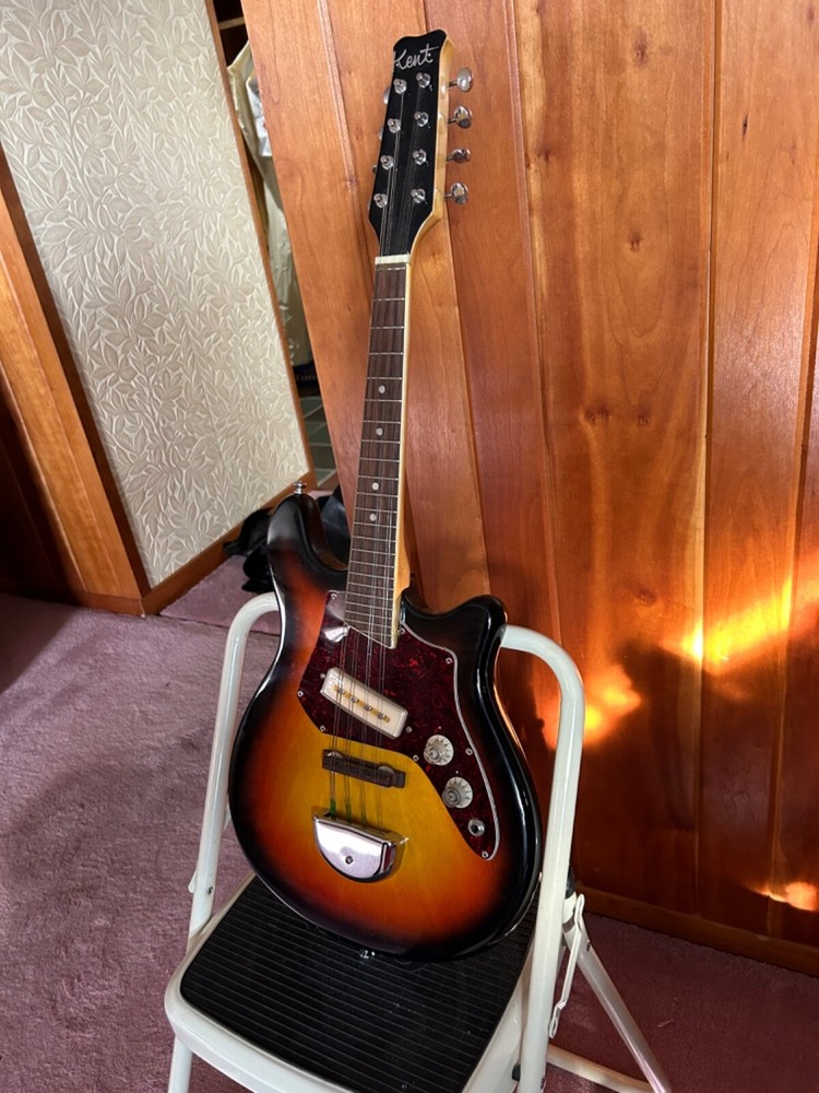 1960 Kent Electric Mandolin Solid body