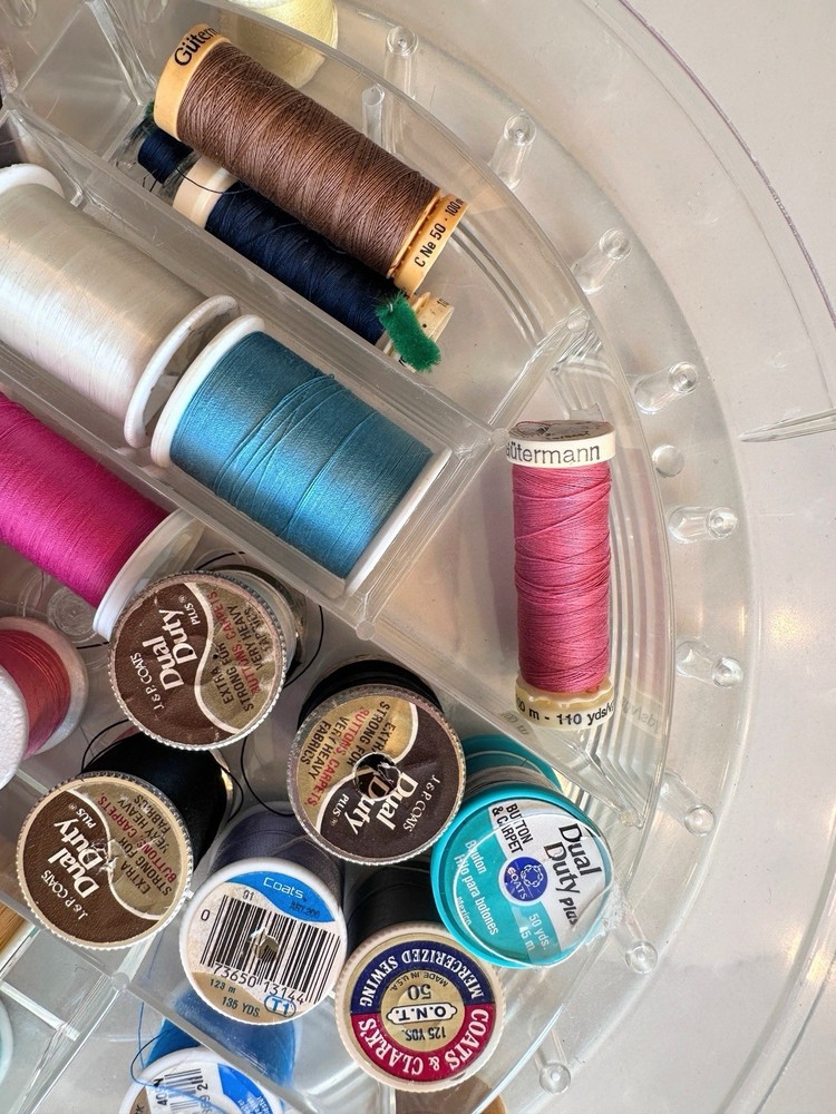 Sewing Thread Spool Organizer Storage Box & Contents
