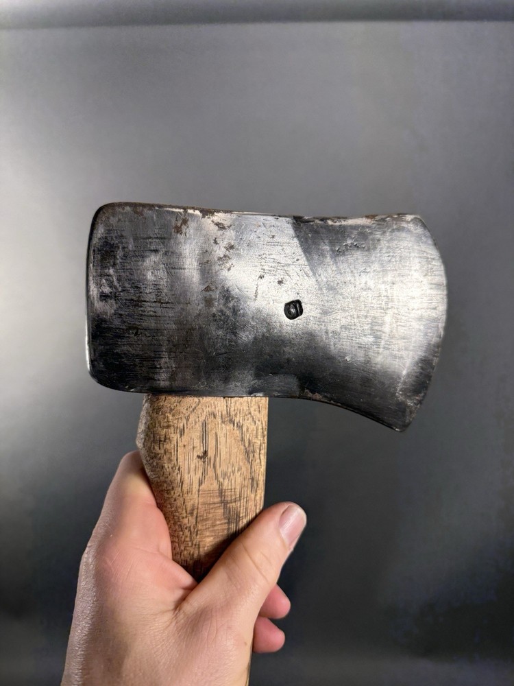 Vintage E.C.Simmons Embossed No.5 Keen Kutter Single Bit Axe