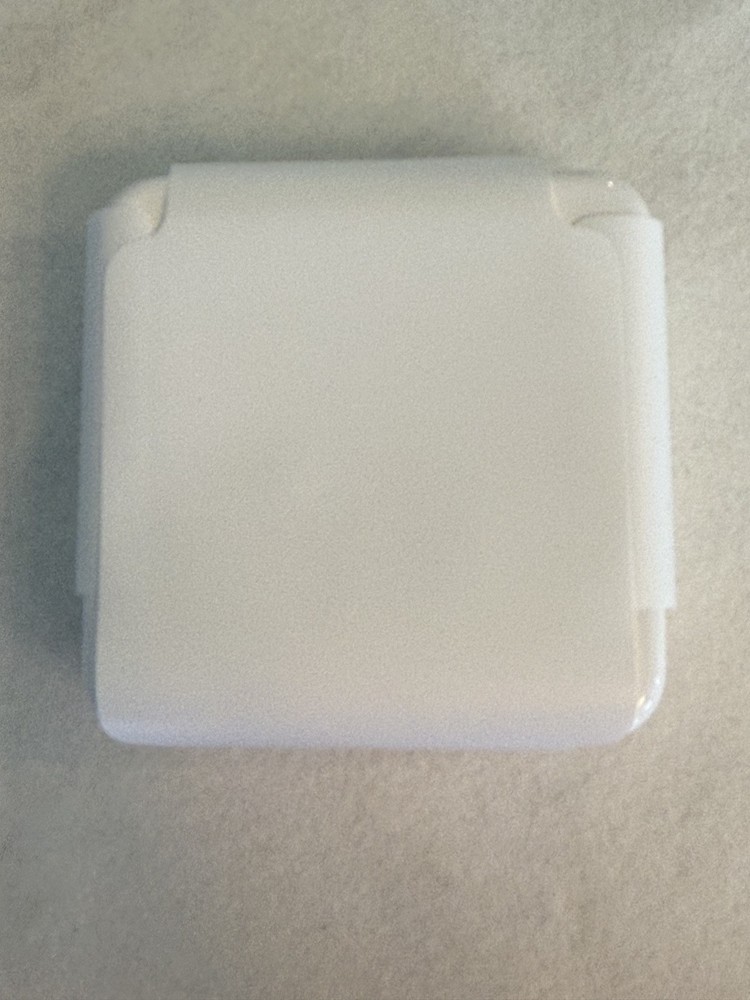 Original White Plastic BOX ONLY EMPTY For a Original Apple Watch