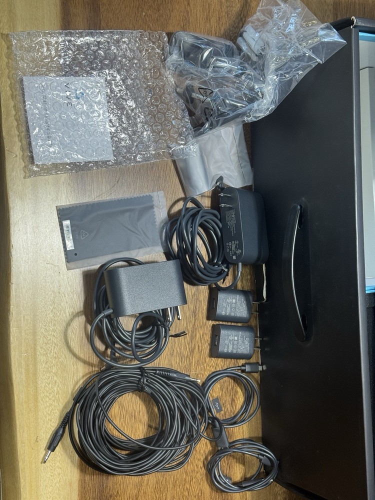 HTC Vive VR System Complete Open Box Headset Controllers Base Stations SteamVR