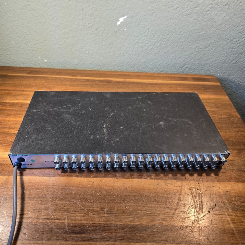 PELCO Sequential Switcher - VS520H - 20 Channels