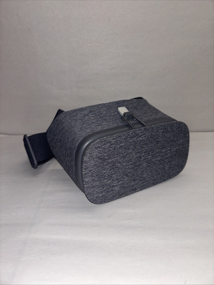 Google Daydream View D9SCA VR Headset with Remote Slate Gray