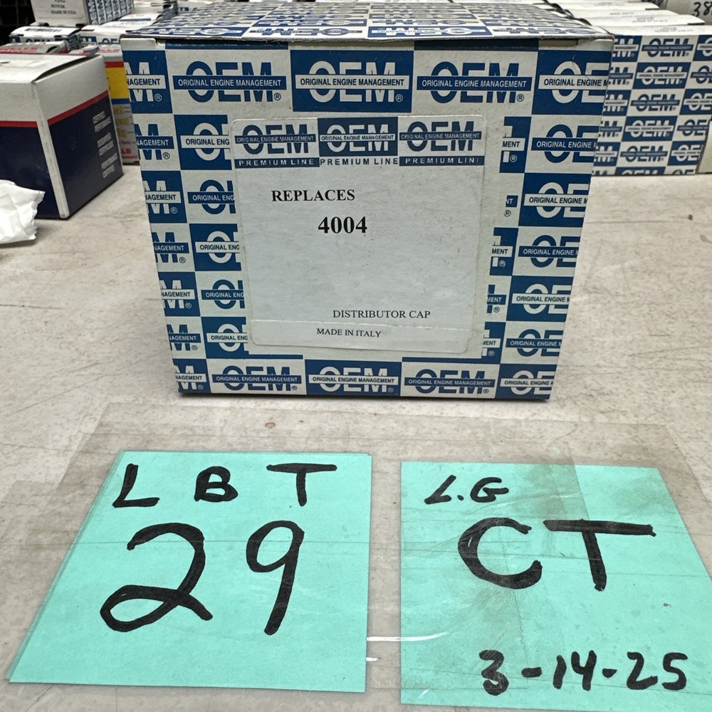 Original Engine Equipment Distributor Cap 4004