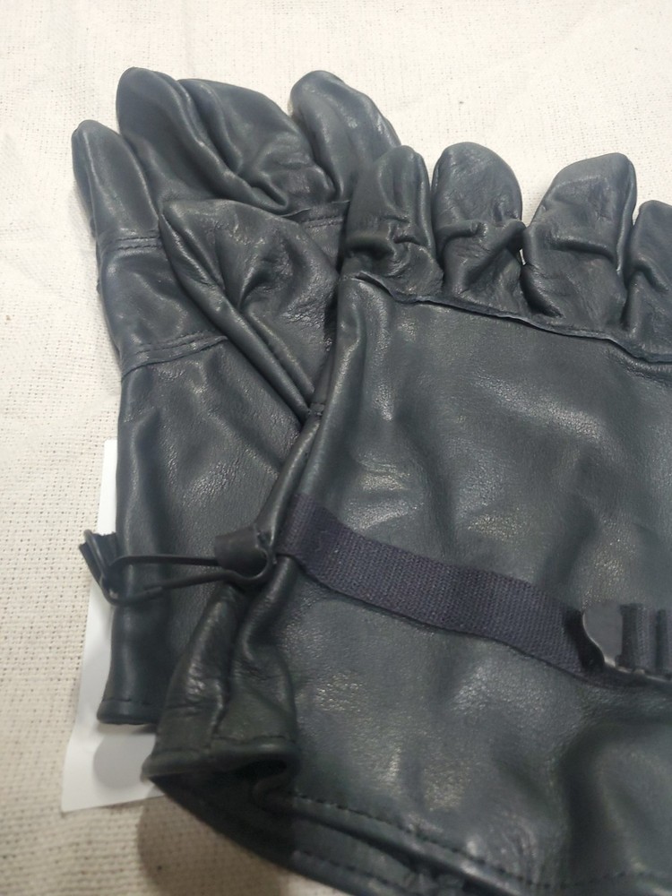 Light Duty Black Leather D3A Gloves USGI Size 4 ( Medium) NOS
