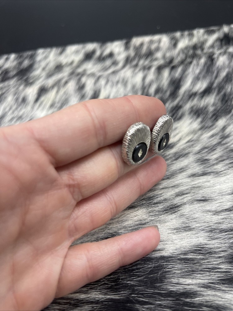 Stunning Silvertone Vintage Cuff Links #Q31