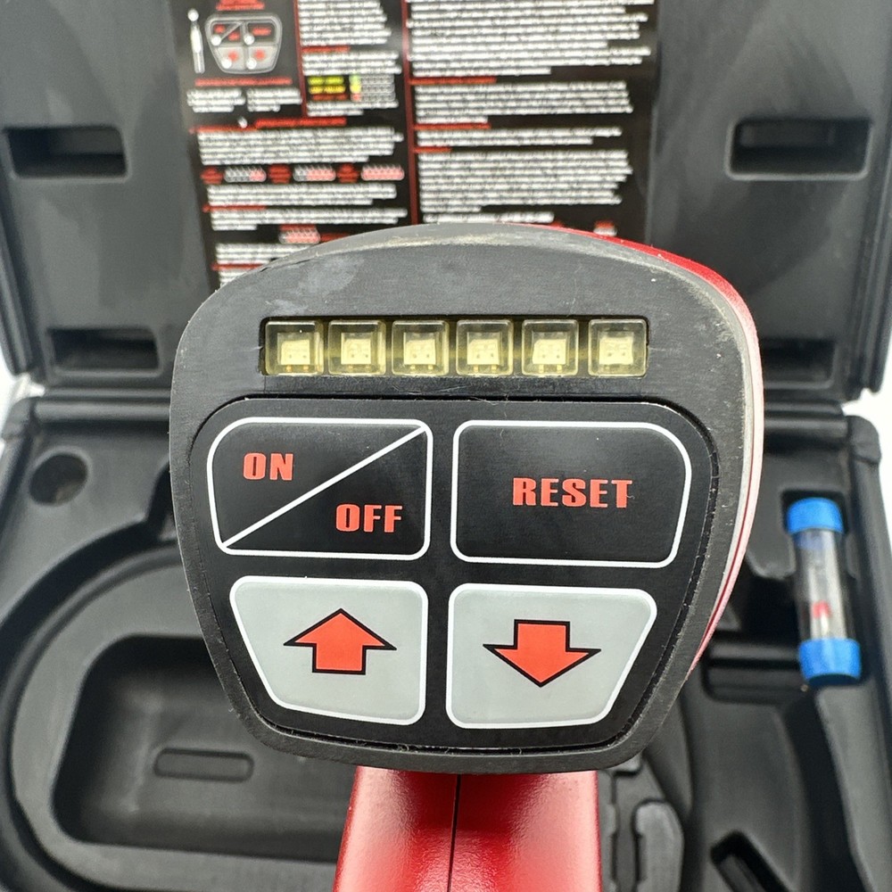 Snap-On Electronic Leak Detector ACT730 with Case