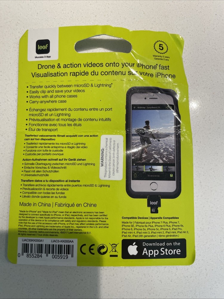 Leef iAccess 3 iOS microSD Card Reader for iPhone and iPad