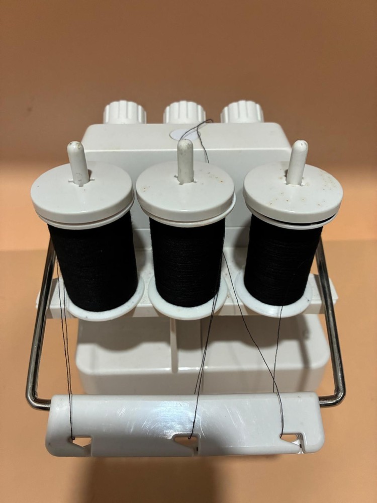 Singer Tiny Serger TS-380 Plus Overedging Machine with Box Power Cord Pedal