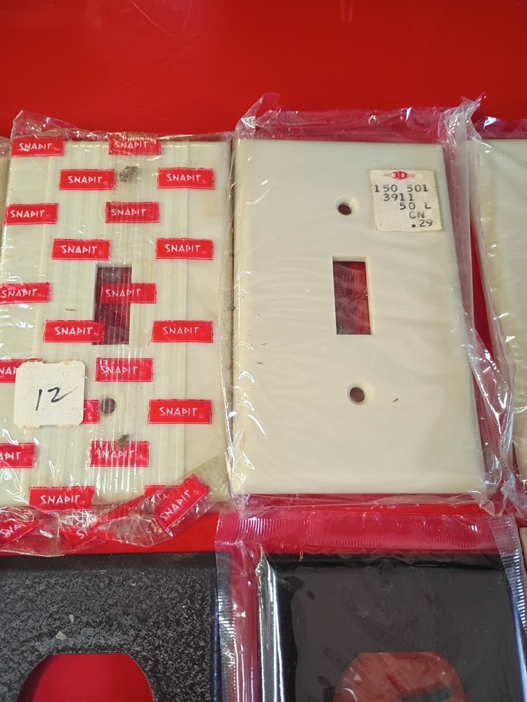 18 Vintage Lite Switch and Receptacle Wall Plates
