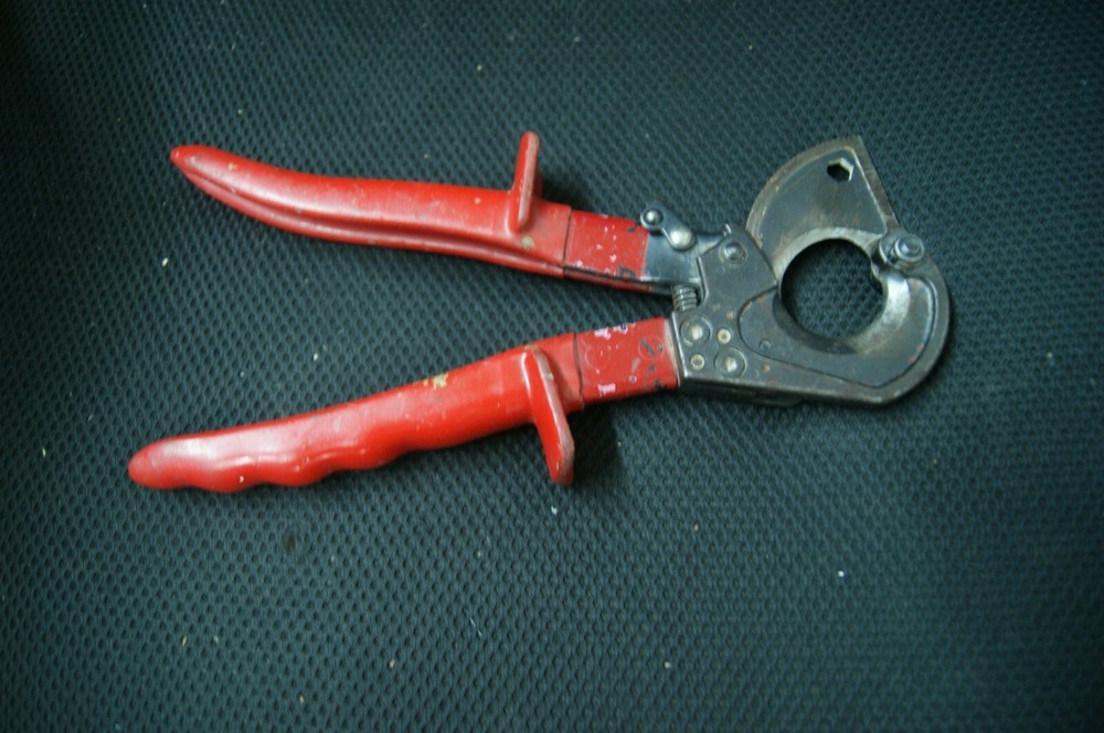 KLEIN 63060 CABLE CUTTER