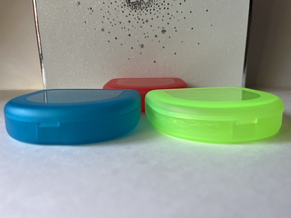 [3 Pack] Retainer Cases Invisalign Teeth Aligner - Slim - (Blue & Green & Red)