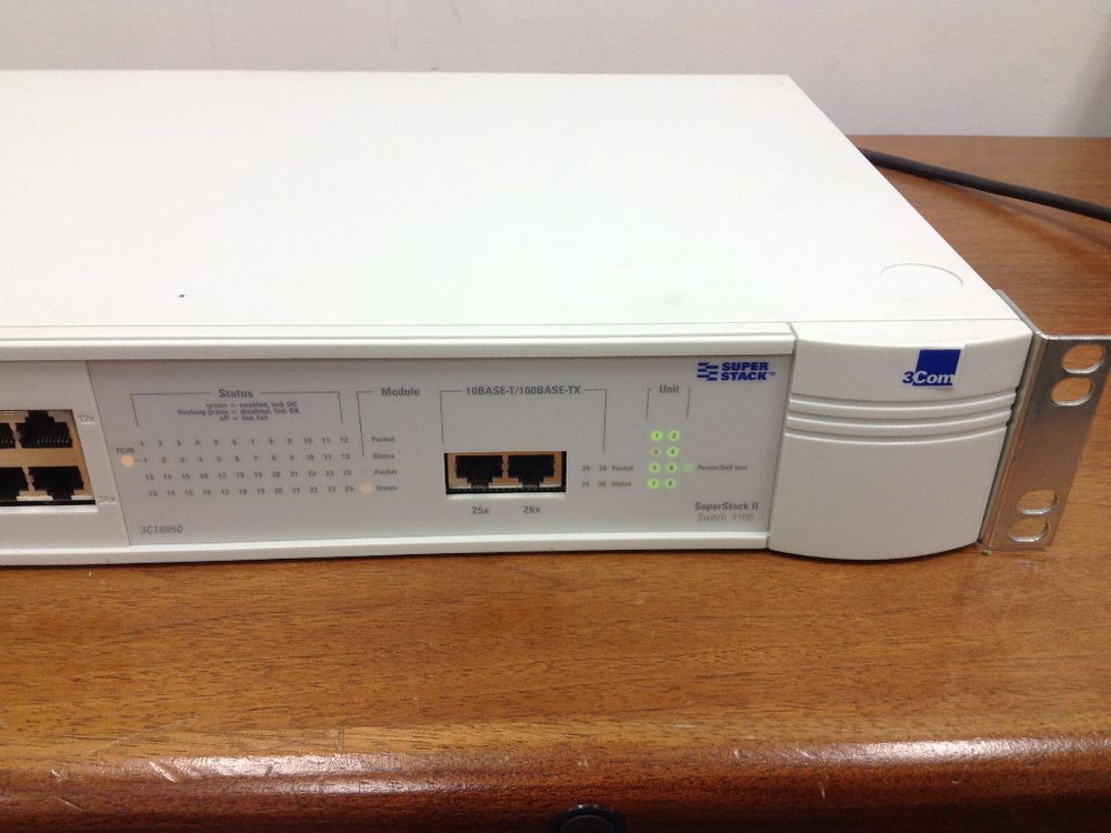 3Com - SuperStack II Switch 1100 - 24 Ports - 3C16950