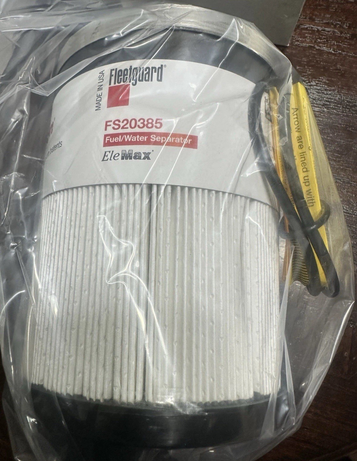 FleetGuard Fuel Filter FS20385 FS20083. ORIGINAL FLEETGUARD OEM. SUPER SALE.