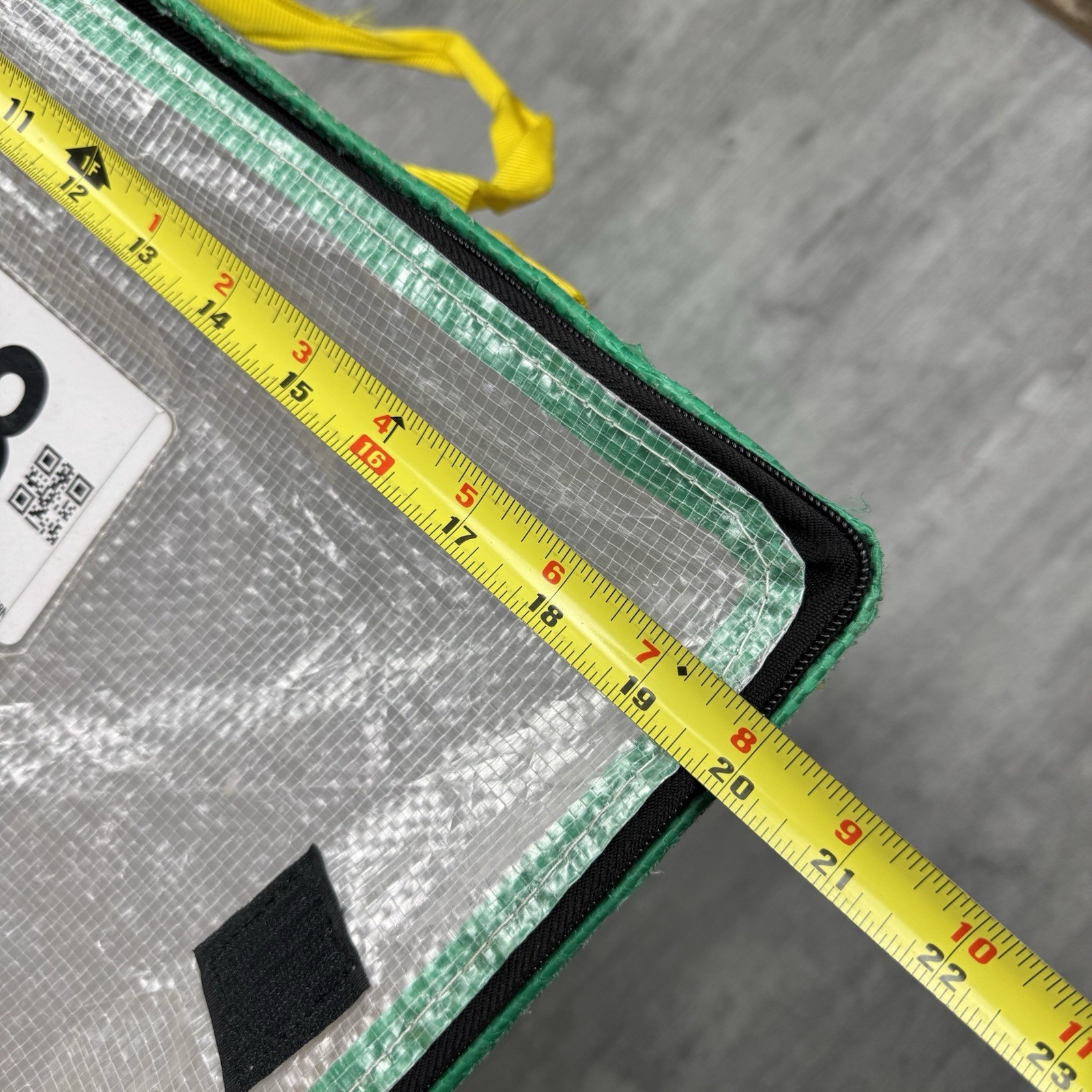 (2) AMAZON COURIER LARGE DELIVERY STORAGE BAGS 28x23x20 *2 TOTE LOTS* BUY BULK!