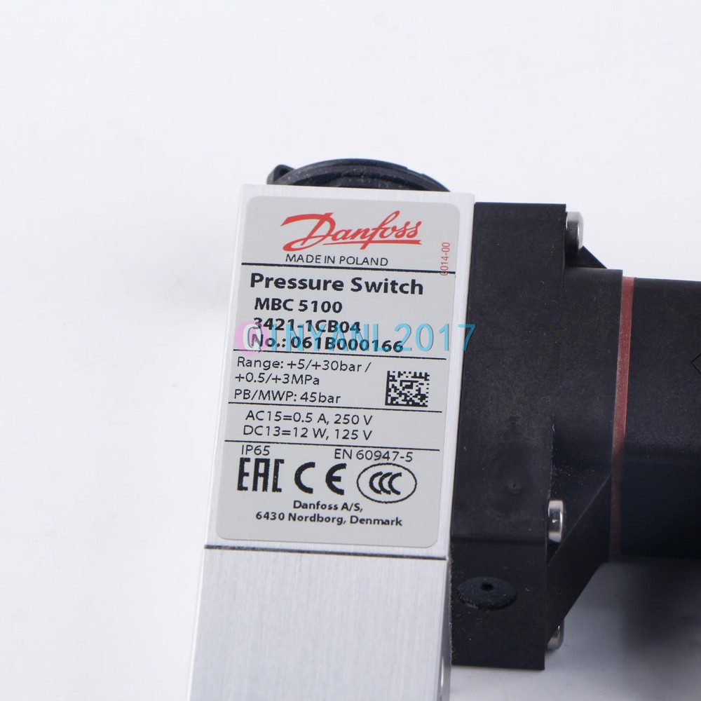 1PCS New Danfoss 061B000166 pressure switch