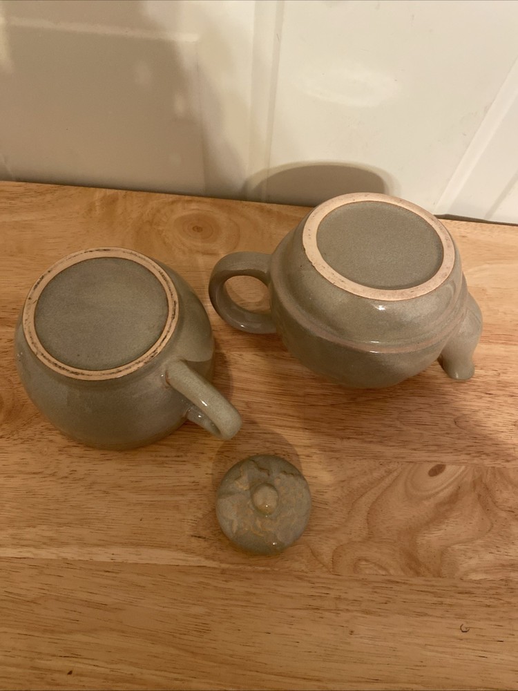 vintage stackable teapot. 6.5” Ceramic
