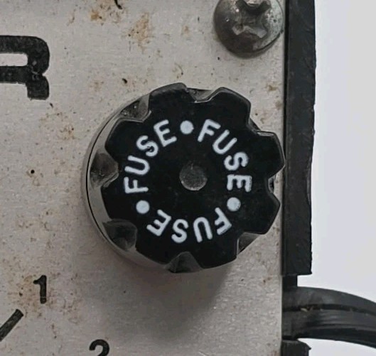 Vintage Leisure Electronics Auto Charger